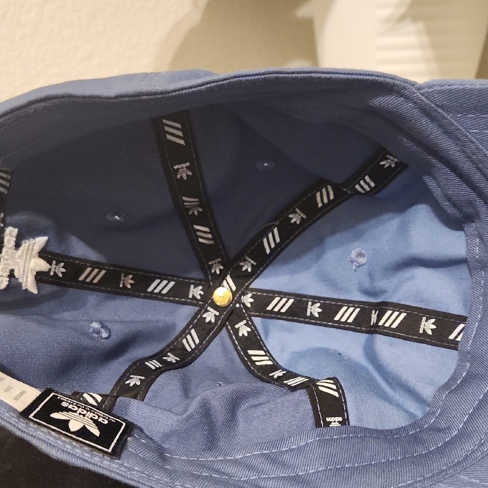 Adidas Classic Blue Hat - Picture 6 of 9
